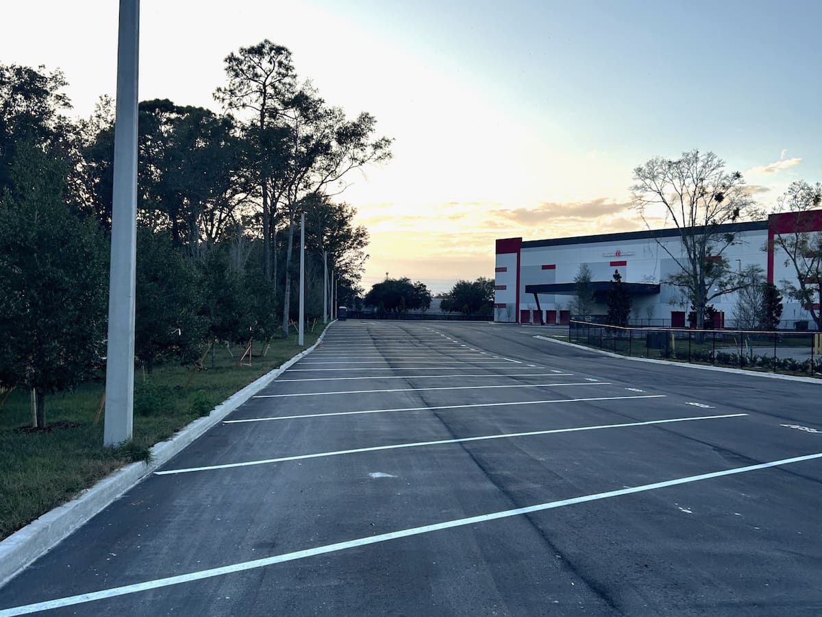 parking storage spaces at store space jacksonville 1560 Beacon Point Dr, Jacksonville, FL 32225