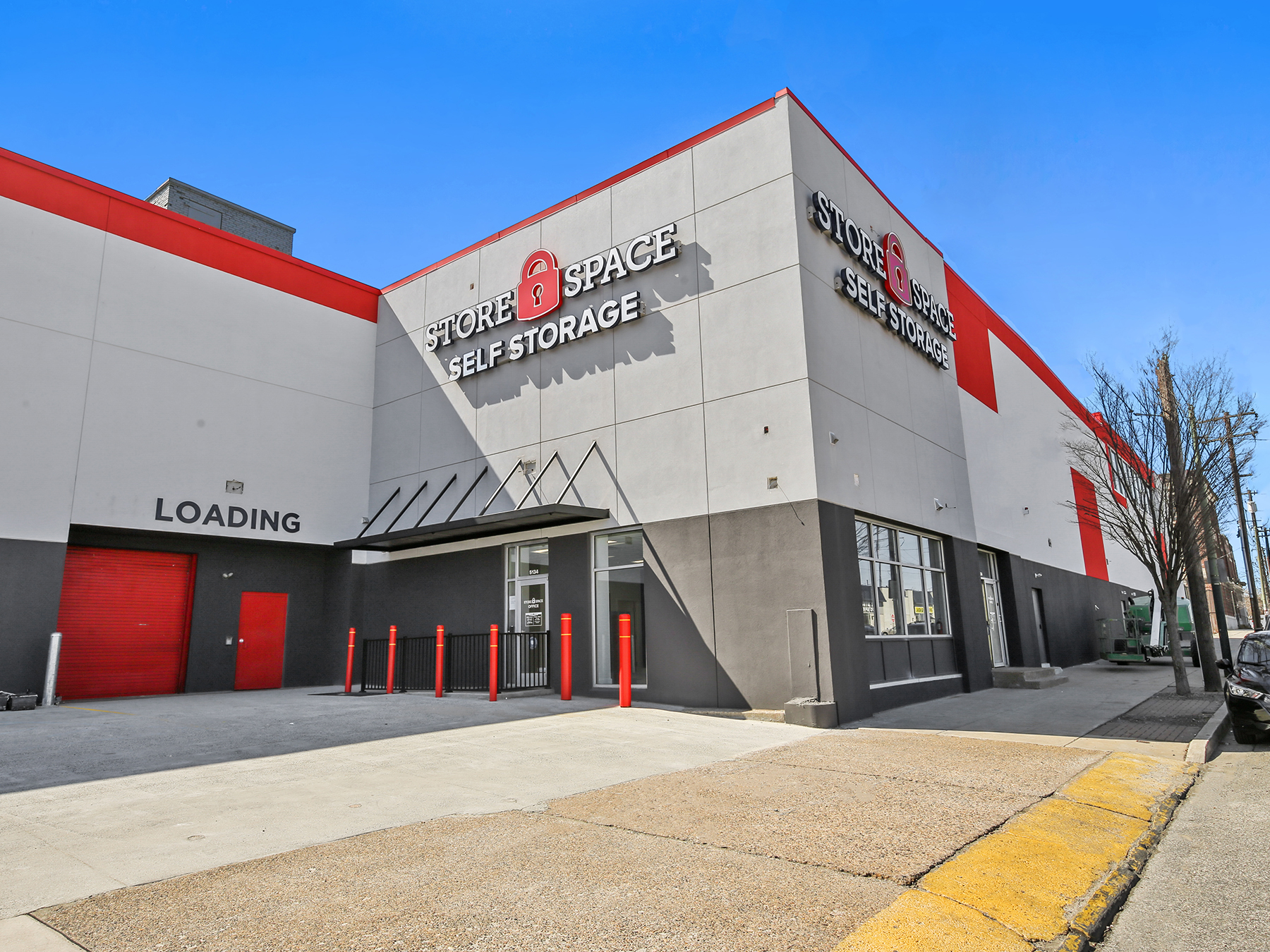 Store Space faciliity in Philadelphia, PA