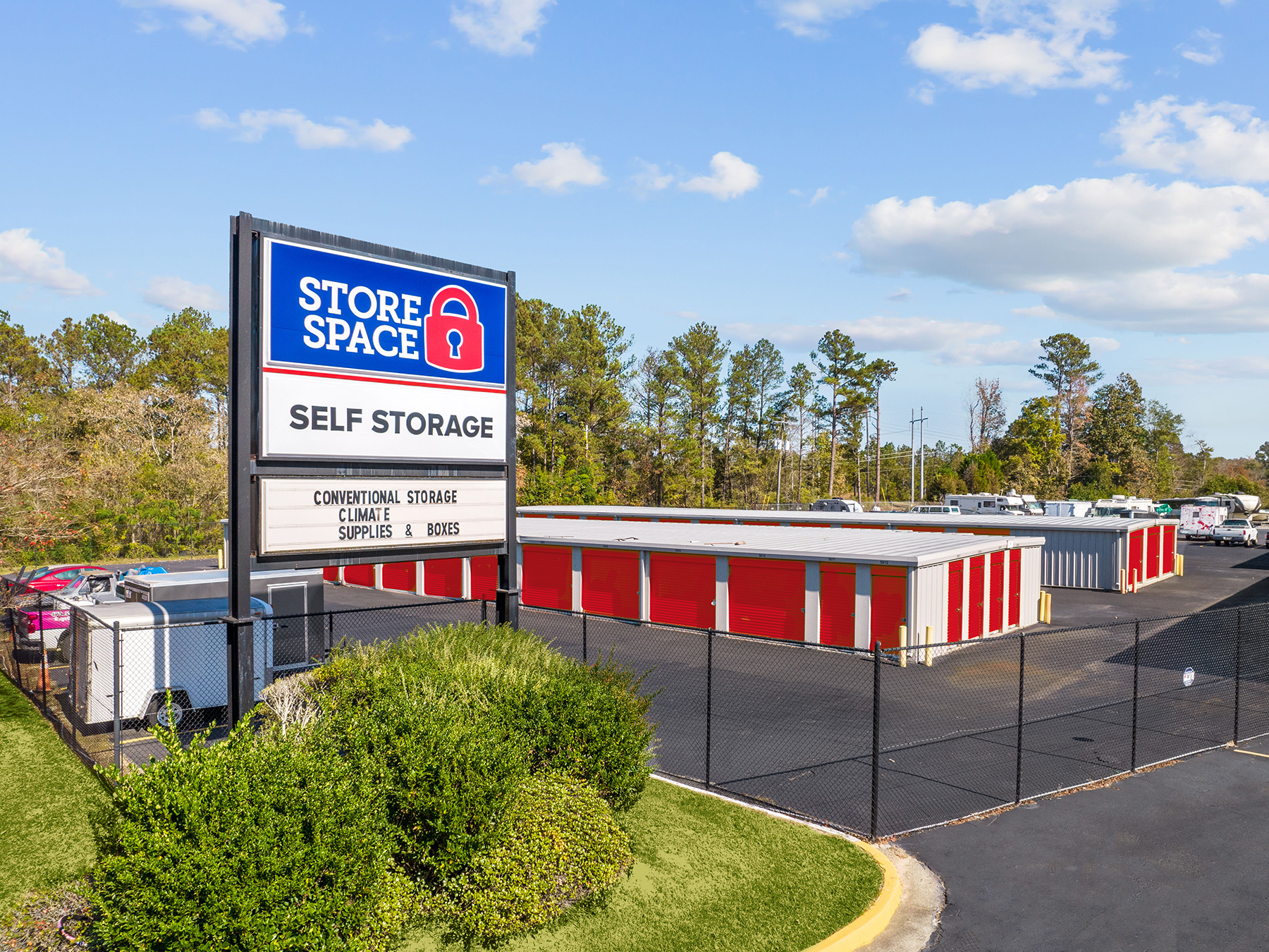 store space self storage near me at 1985 Gray Hwy, Macon, GA 31211