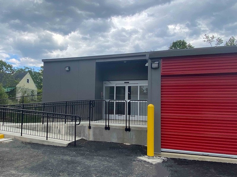 storage units in clinton, md