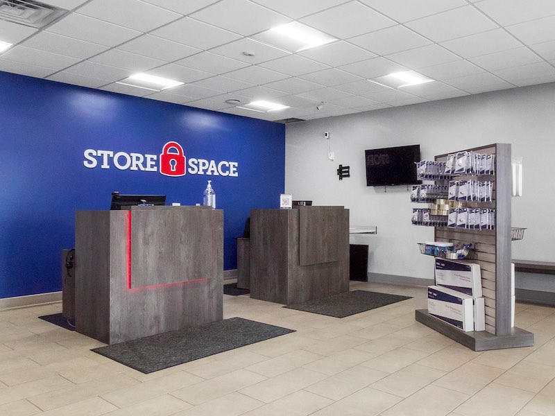 storage-units-dearborn-1027-02 storage units in dearborn, mi