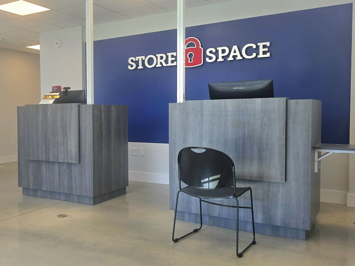 store space 103rd st in jacksonville fl