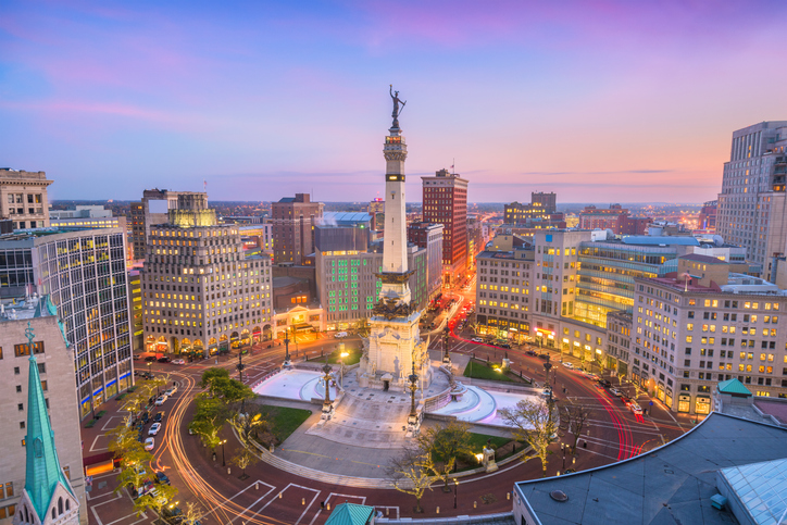 GettyImages-973917726 Skyline of Indianapolis at sunset